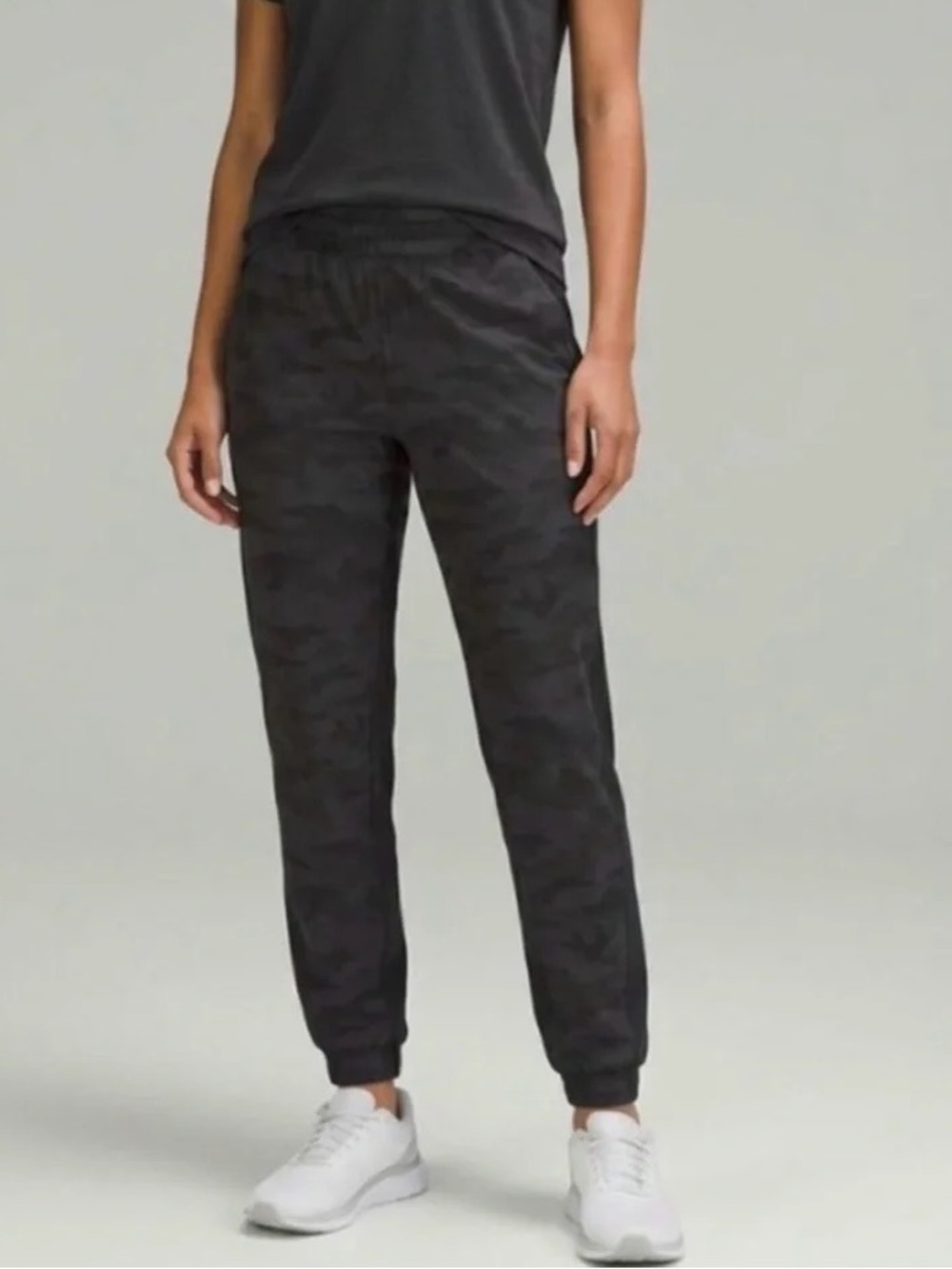 Athleta Brooklyn Textured Jogger Black Camo Size 0 Petite Athleisure